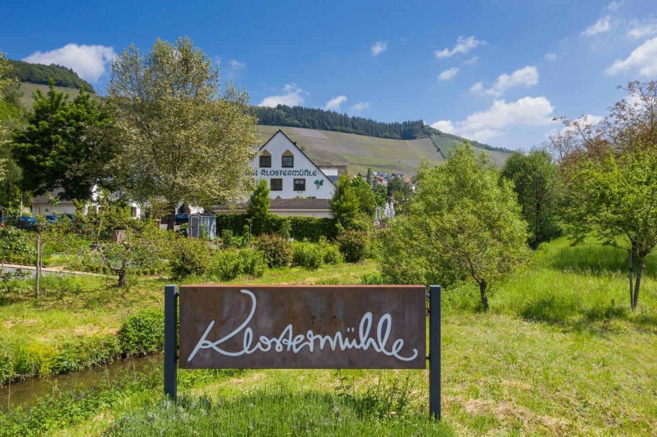 Weinhotel Restaurant Klostermuehle Ockfen Exteriör bild